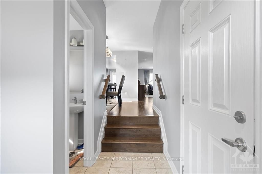 Photo 3 of 346 AXIS Way, Ottawa, Mer Bleue/Bradley Estates/Anderson Park — HOMEH