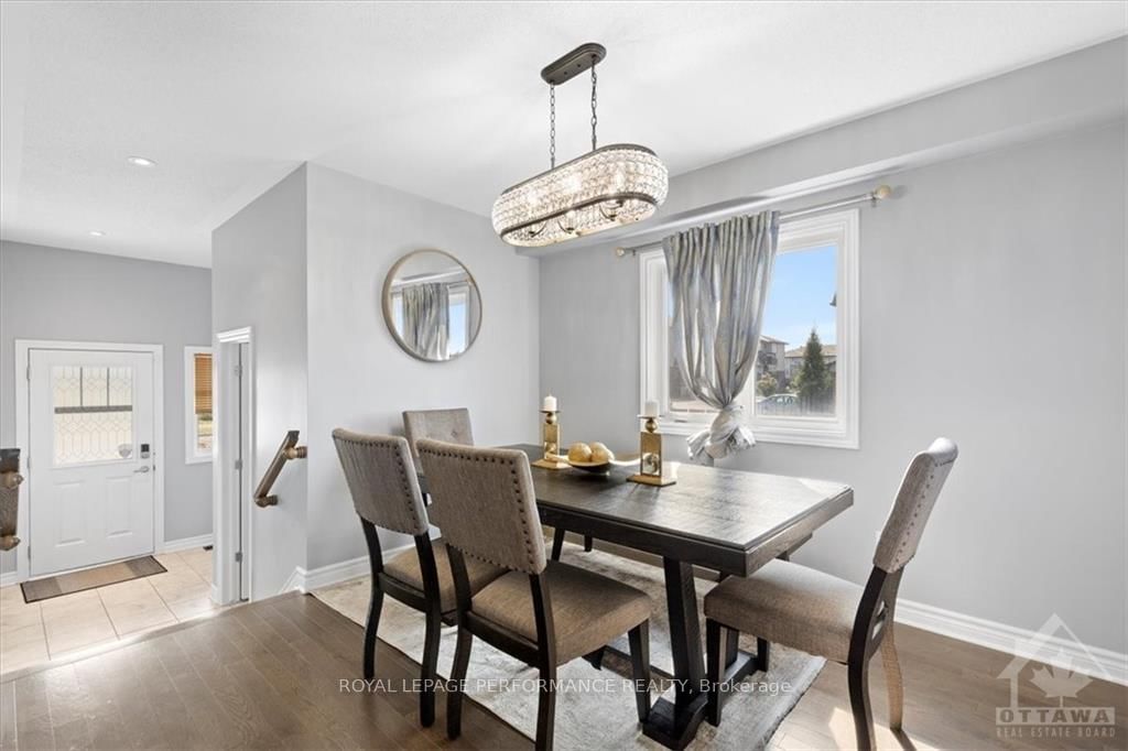 Photo 5 of 346 AXIS Way, Ottawa, Mer Bleue/Bradley Estates/Anderson Park — HOMEH