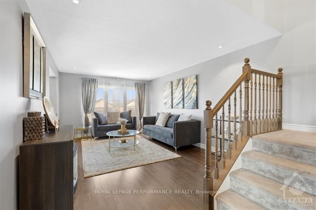 Photo 6 of 346 AXIS Way, Ottawa, Mer Bleue/Bradley Estates/Anderson Park — HOMEH