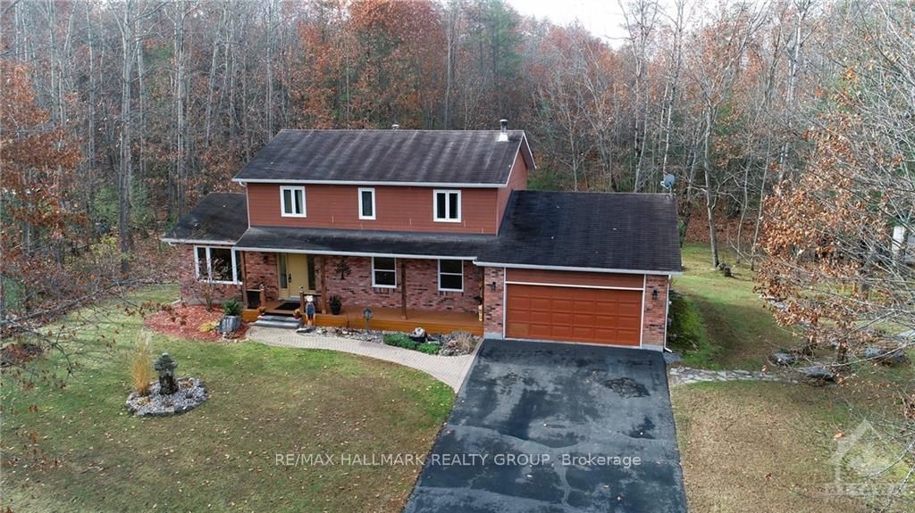 Photo 2 of 215 FIRESIDE Dr, Ottawa, Constance Bay — HOMEH