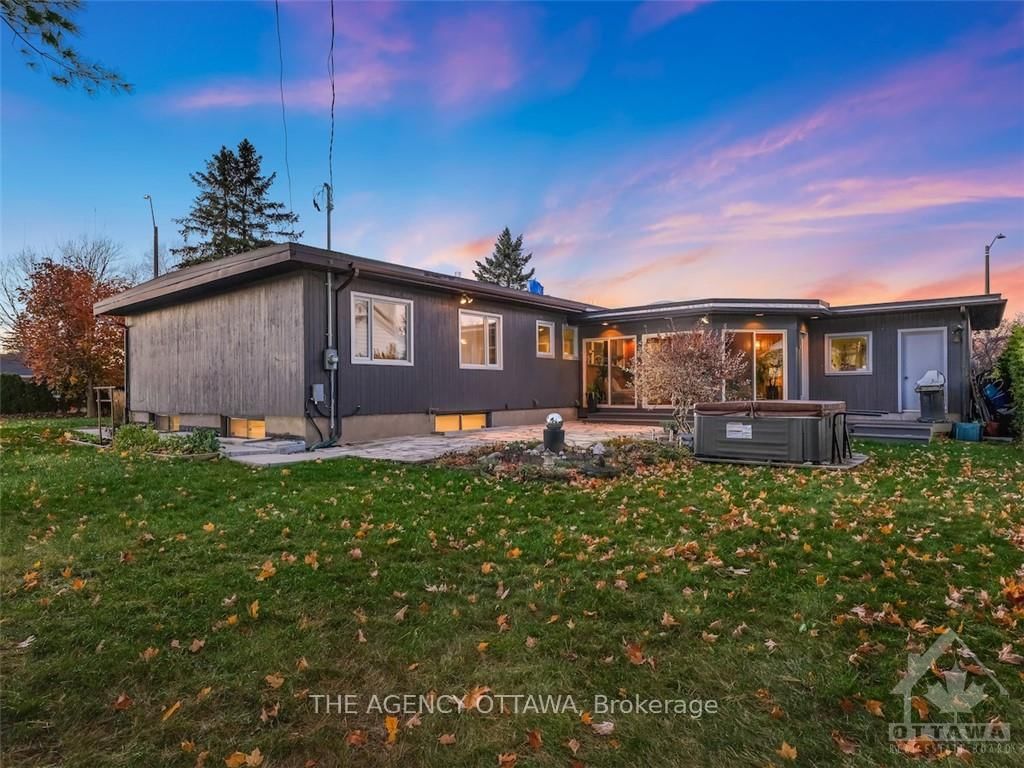 Photo 4 of 1891 ALTA VISTA Dr, Ottawa, Alta Vista/Faircrest Heights — HOMEH