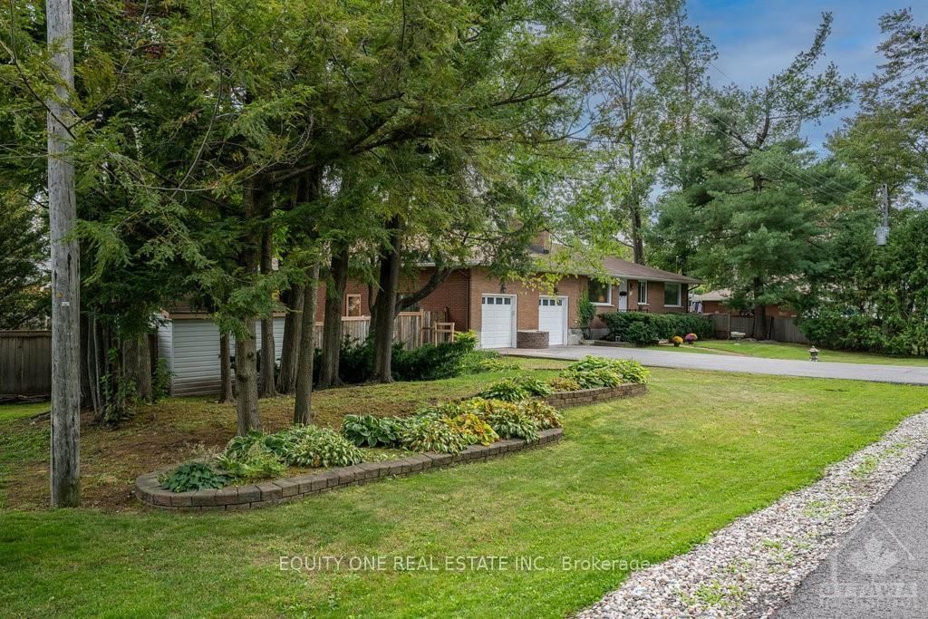 Photo 1 of 30 MAYO Ave, Ottawa, Pineglen/Country Place — HOMEH