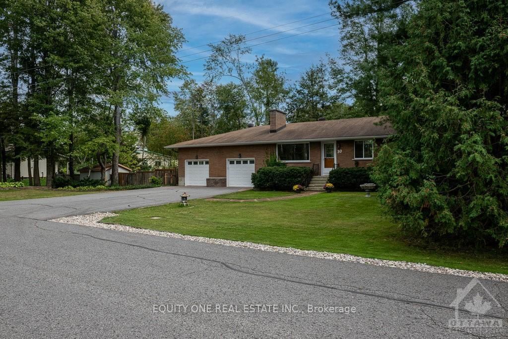 Photo 2 of 30 MAYO Ave, Ottawa, Pineglen/Country Place — HOMEH