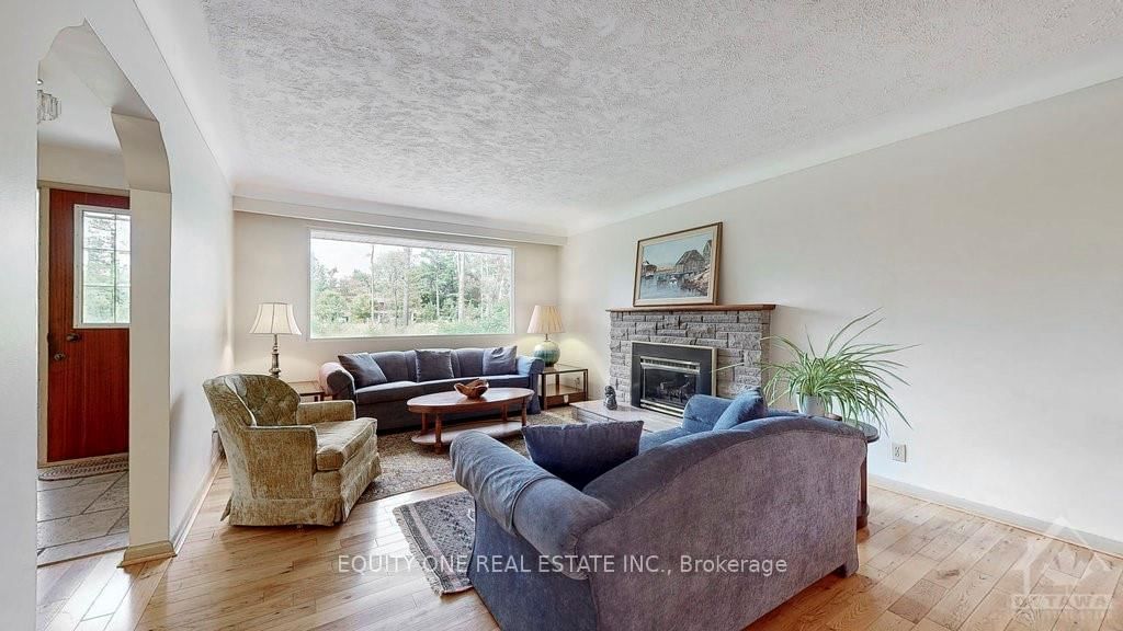 Photo 6 of 30 MAYO Ave, Ottawa, Pineglen/Country Place — HOMEH