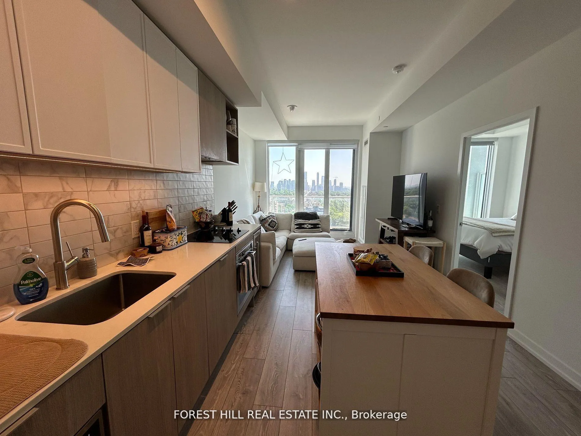 Photo 9 of Unit PH17, 2020 Bathurst Street, Toronto, Humewood-Cedarvale — HOMEH