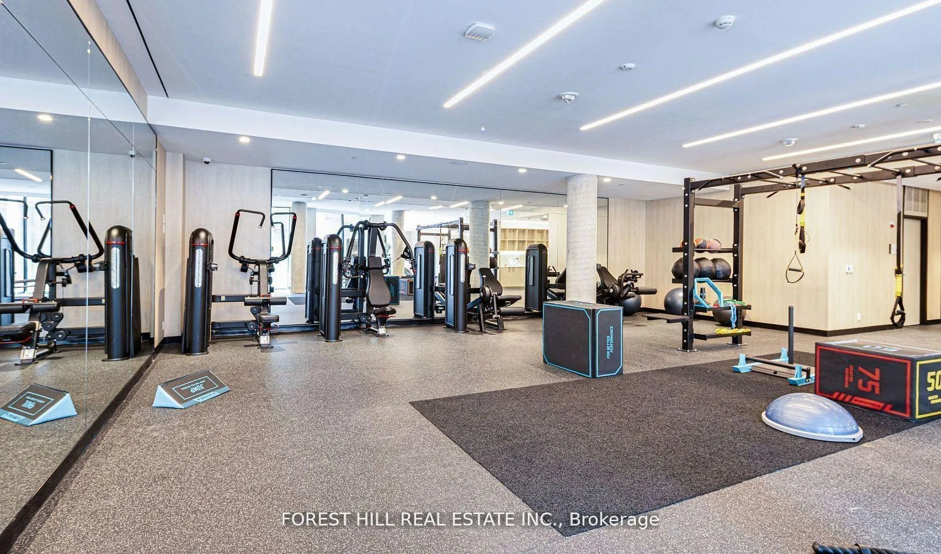 Photo 23 of Unit PH17, 2020 Bathurst Street, Toronto, Humewood-Cedarvale — HOMEH