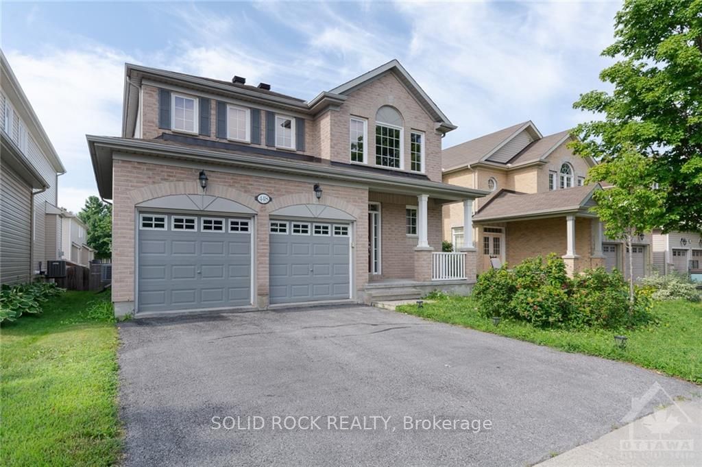 Front of 448 WEST RIDGE Dr