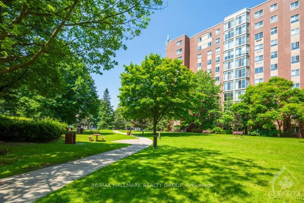 Photo 3 of Unit 904, 960 TERON Rd, Ottawa, Kanata - Beaverbrook — HOMEH