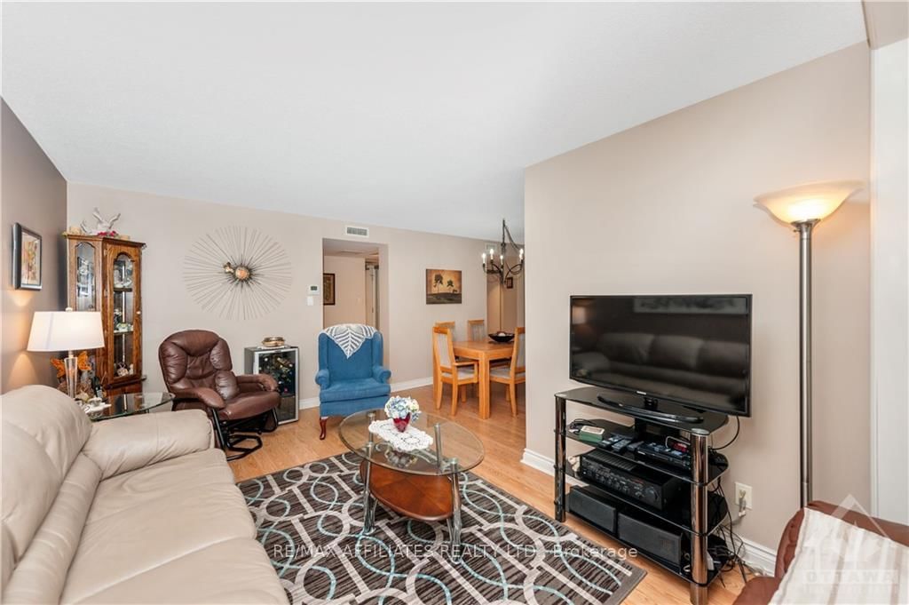 Photo 6 of Unit 410, 330 CENTRUM Blvd, Ottawa, Bilberry Creek/Queenswood Heights — HOMEH