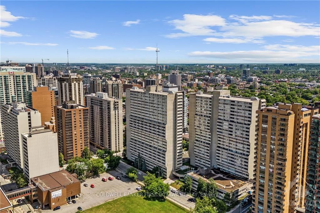 Photo 4 of Unit 303, 500 LAURIER Ave W, Ottawa, Ottawa Centre — HOMEH