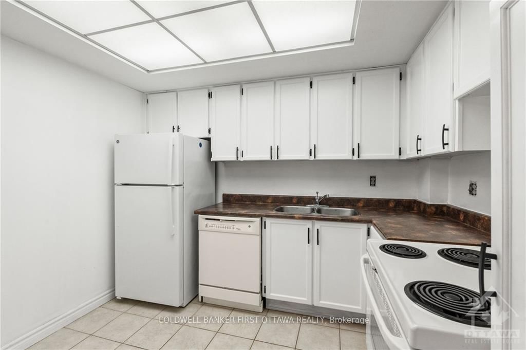 Photo 10 of Unit 303, 500 LAURIER Ave W, Ottawa, Ottawa Centre — HOMEH