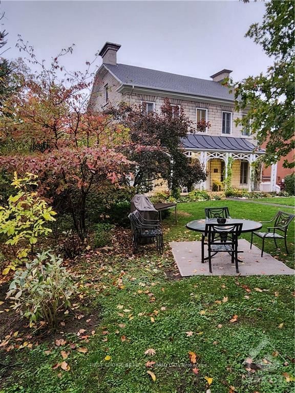 Photo 3 of Unit 5, 635 RICHMOND Rd, Ottawa, Woodroffe — HOMEH