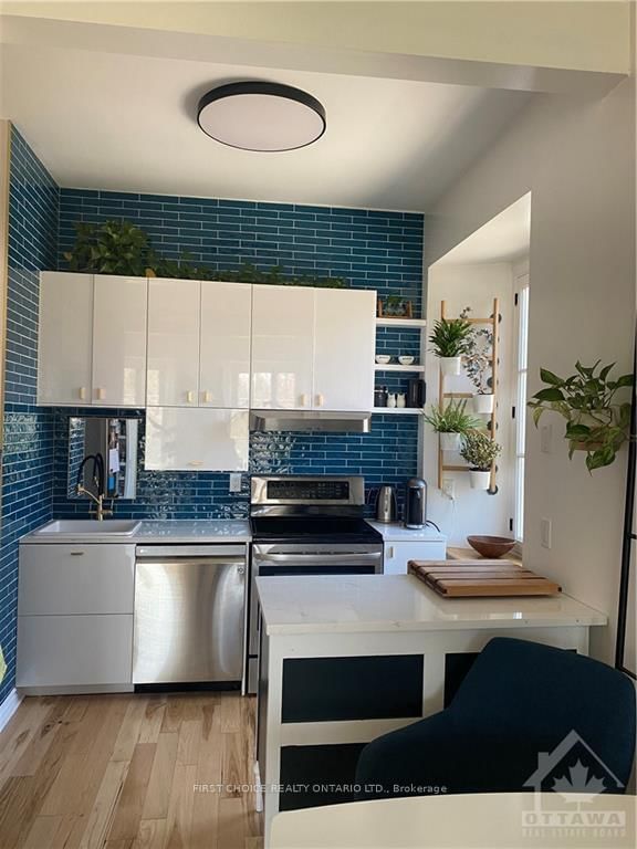 Photo 7 of Unit 5, 635 RICHMOND Rd, Ottawa, Woodroffe — HOMEH