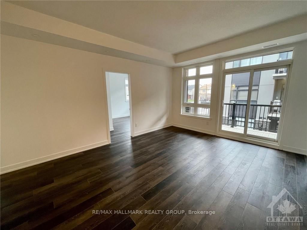 Photo 2 of 400J ROLLING MEADOW Cres, Ottawa, Mer Bleue/Bradley Estates/Anderson Park — HOMEH