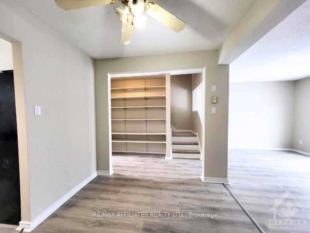 Photo 8 of Unit 12, 800 DE L'EGLISE St, Ottawa, Castle Heights — HOMEH