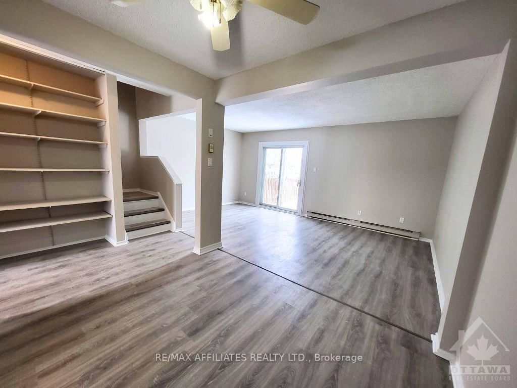 Photo 10 of Unit 12, 800 DE L'EGLISE St, Ottawa, Castle Heights — HOMEH
