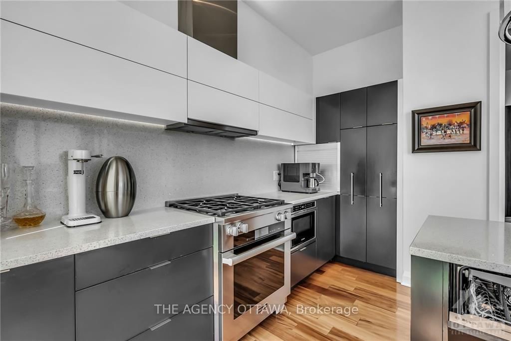 Photo 8 of Unit 2004, 111 CHAMPAGNE Ave S, Ottawa, West Centre Town — HOMEH