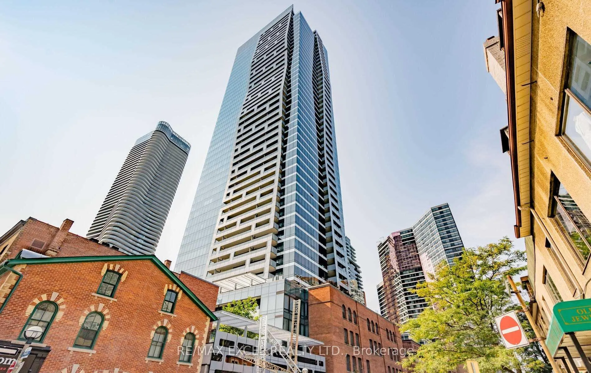 Front of Unit 2204, 5 St Joseph Street