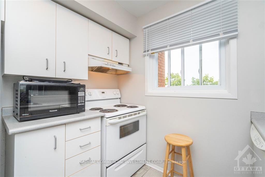 Photo 10 of Unit 315, 345 CENTRUM Blvd, Ottawa, Bilberry Creek/Queenswood Heights — HOMEH