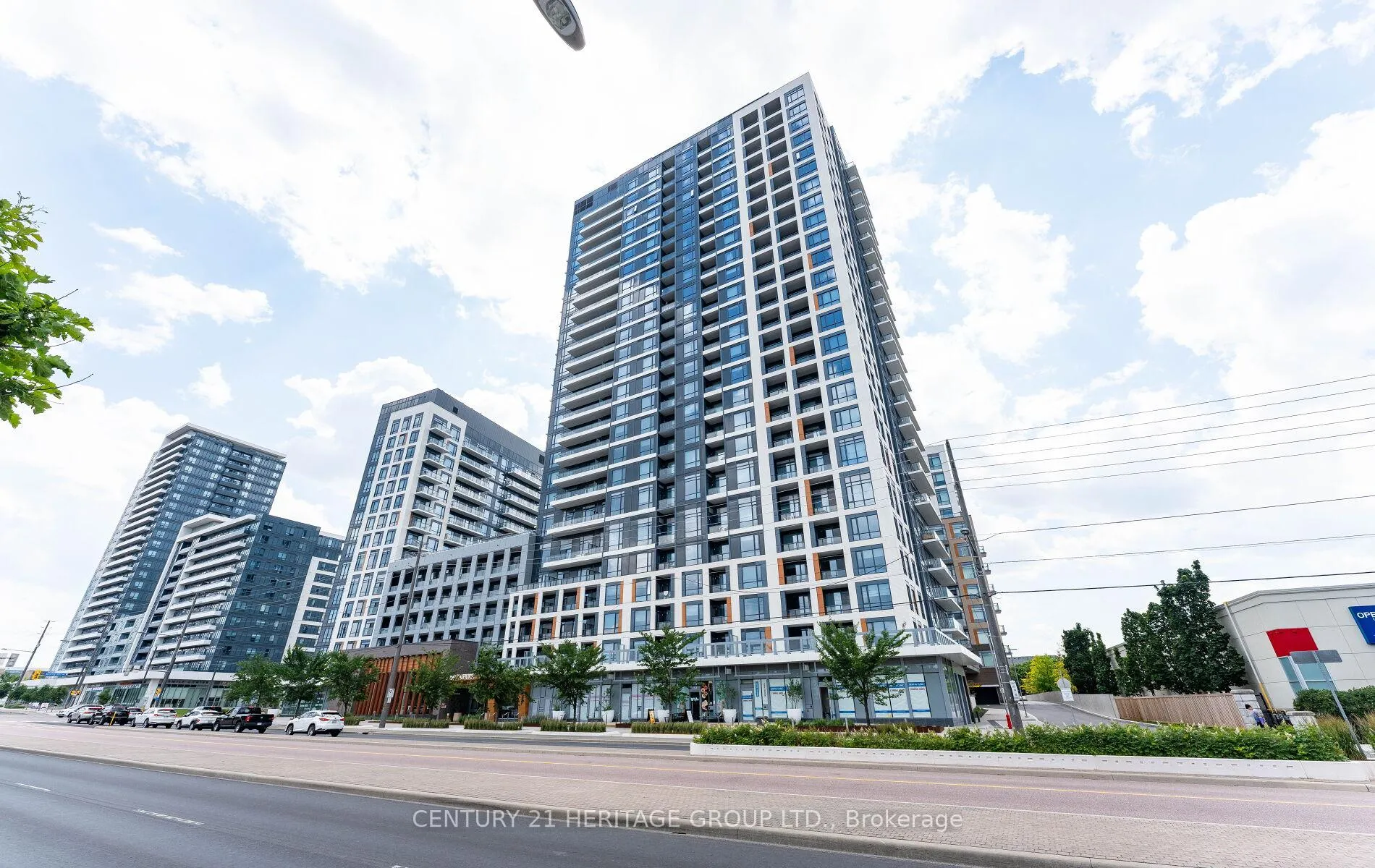 Photo 3 of Unit 201, 7950 Bathurst Street, Vaughan, Beverley Glen — HOMEH