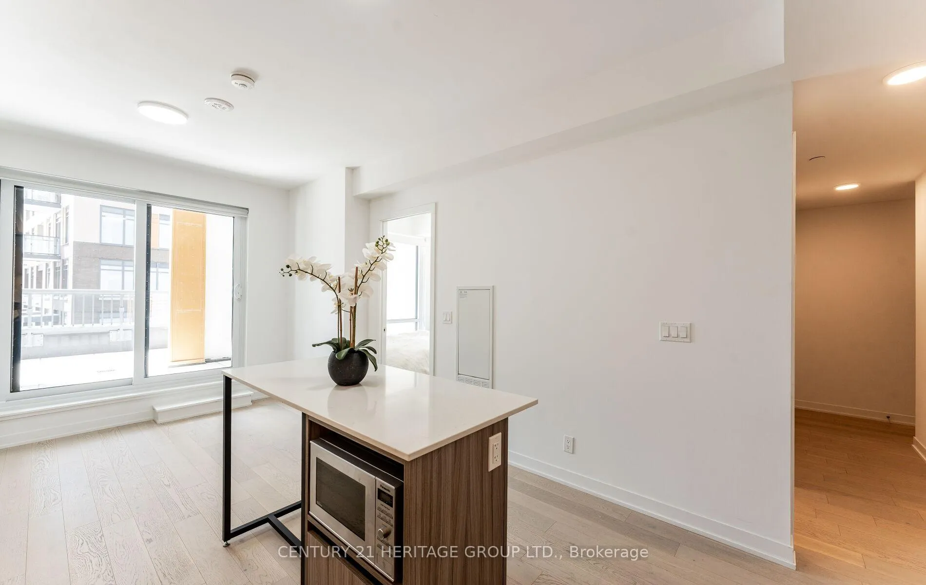 Photo 13 of Unit 201, 7950 Bathurst Street, Vaughan, Beverley Glen — HOMEH
