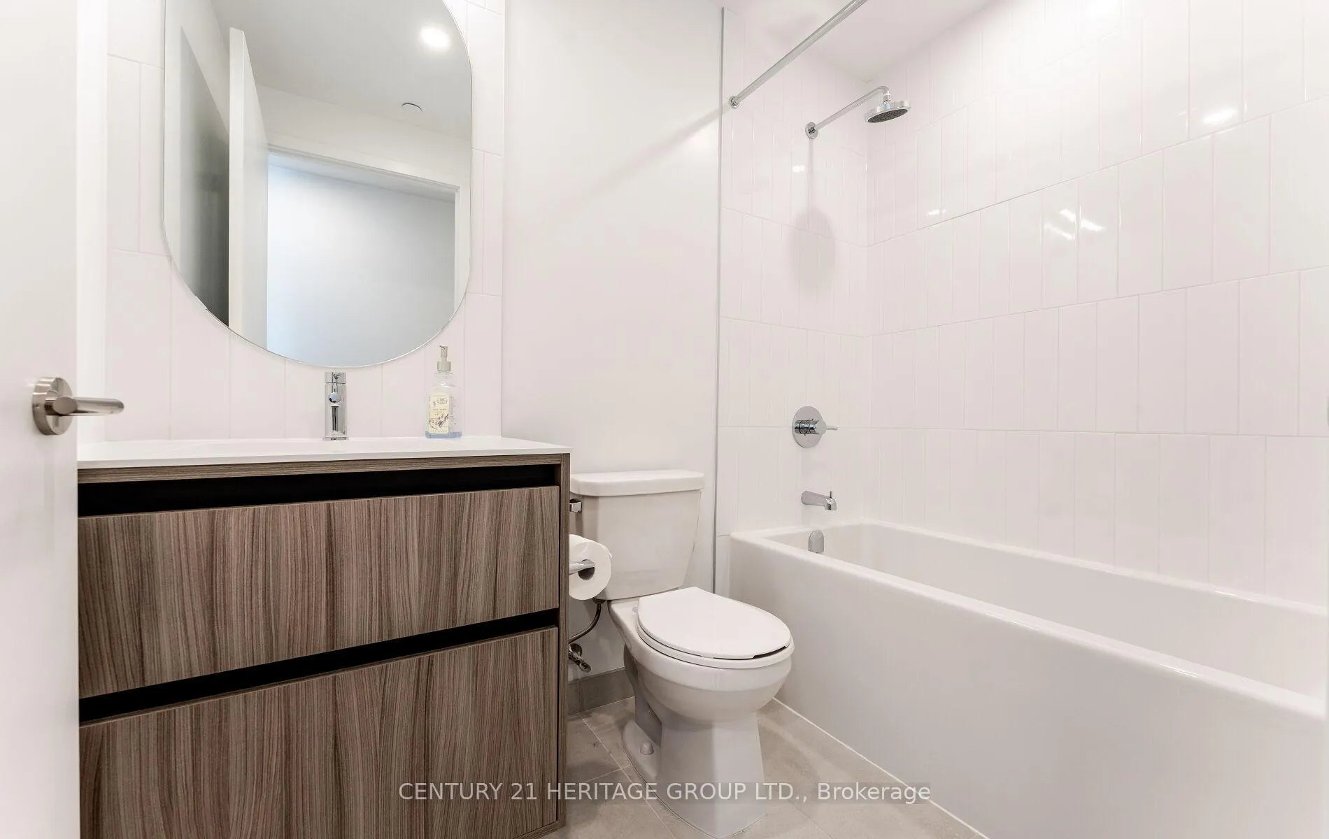 Photo 23 of Unit 201, 7950 Bathurst Street, Vaughan, Beverley Glen — HOMEH