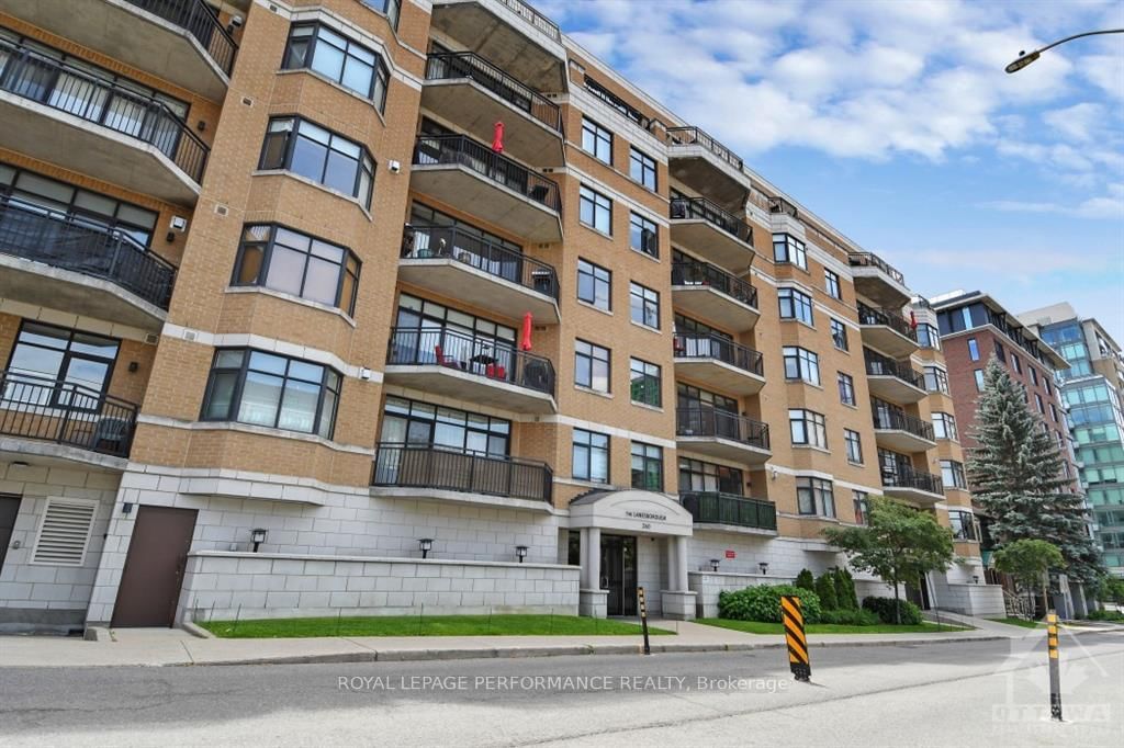 Photo 1 of Unit 301, 260 BESSERER St, Ottawa, Sandy Hill — HOMEH