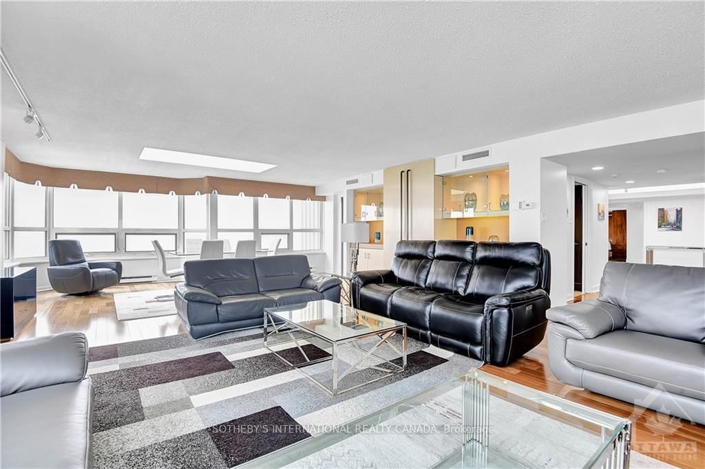 Photo 5 of Unit 2601, 1500 RIVERSIDE Dr, Ottawa, Riverview Park — HOMEH
