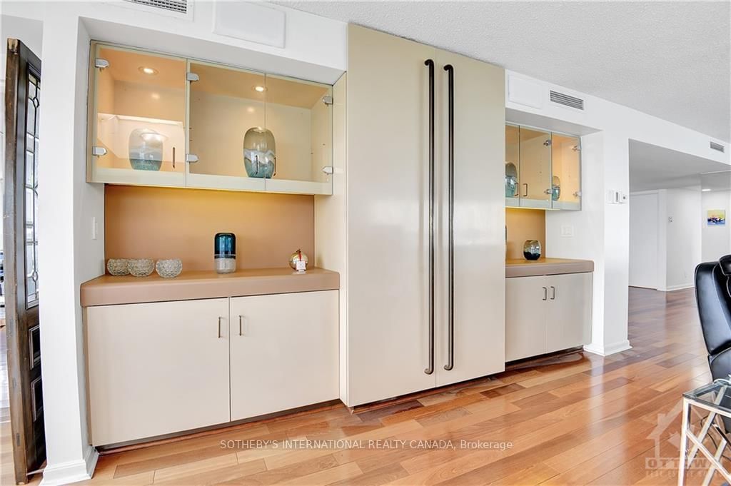 Photo 6 of Unit 2601, 1500 RIVERSIDE Dr, Ottawa, Riverview Park — HOMEH