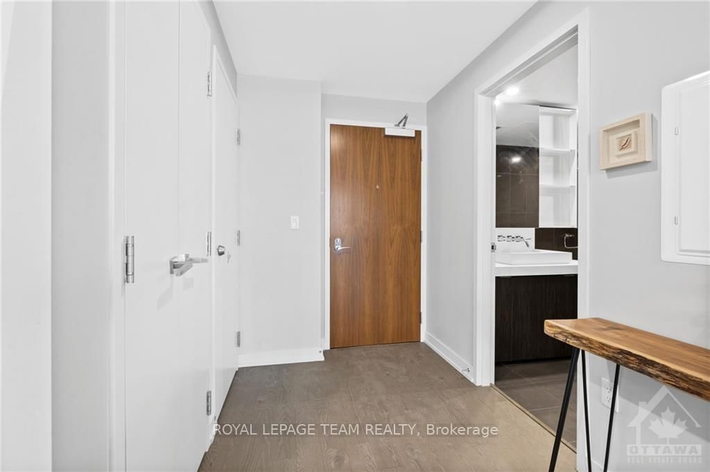 Photo 6 of Unit 805, 101 QUEEN St, Ottawa, Ottawa Centre — HOMEH