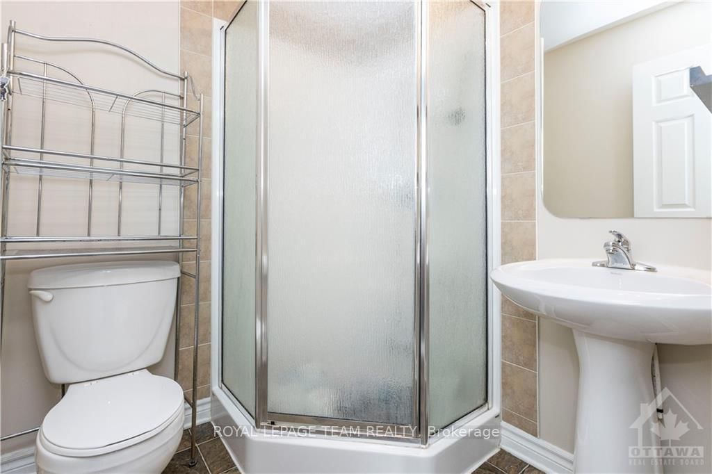 Photo 7 of Unit L, 231 CRESTWAY Dr, Ottawa, Barrhaven East — HOMEH
