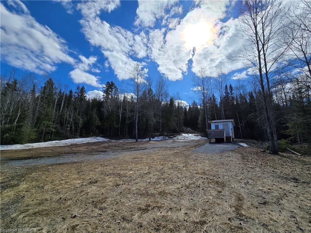 Front of PT LT 13 Hwy 64 N