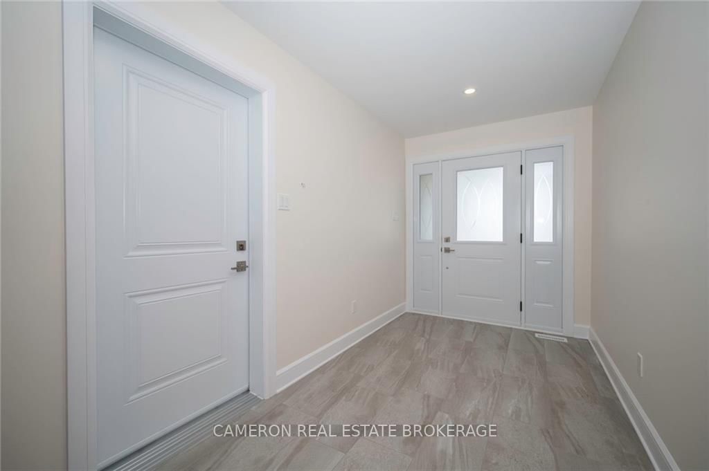 Photo 5 of 1233 WESBURKE Ave, Cornwall — HOMEH