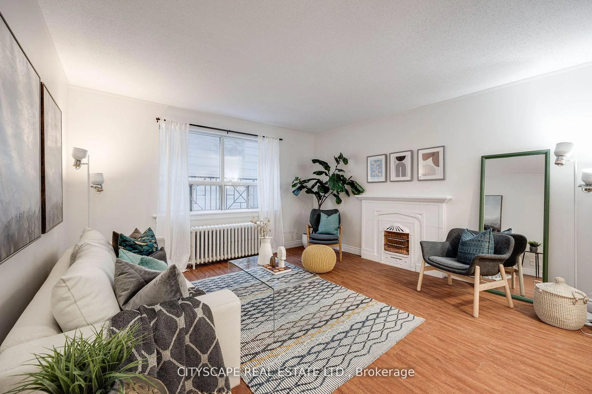 Front of Unit 107, 35 Raglan Avenue
