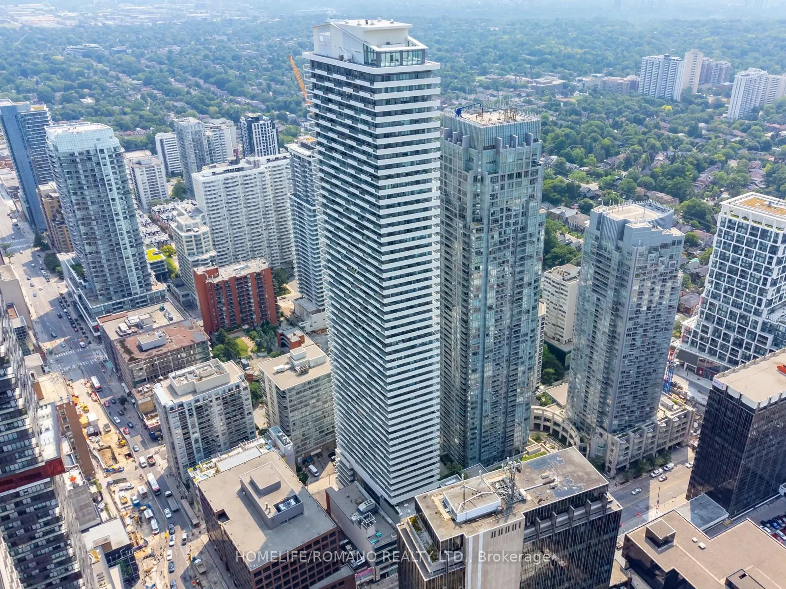 Photo 1 of Unit 2310, 2221 Yonge Street, Toronto, Mount Pleasant West — HOMEH
