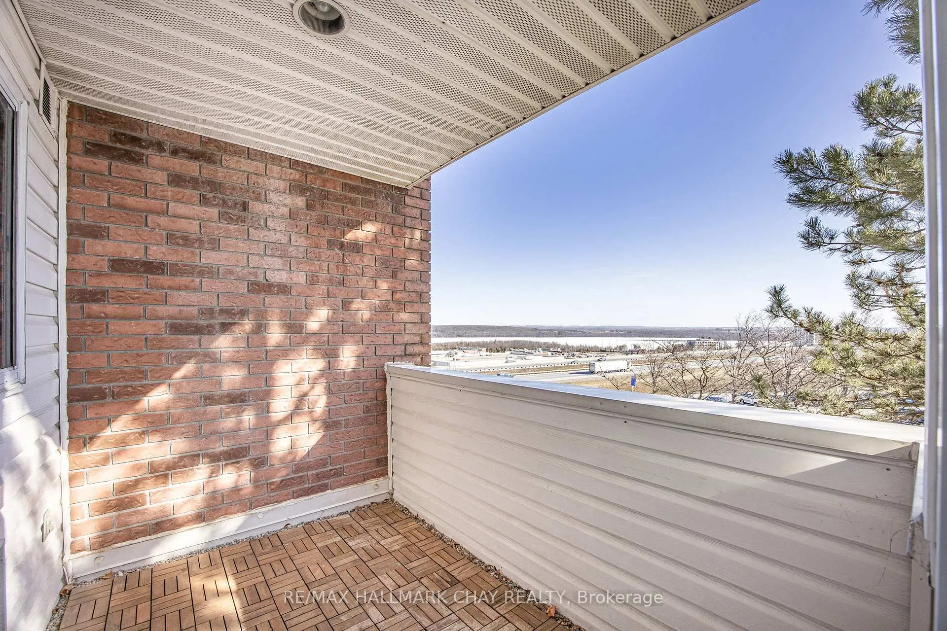 Photo 16 of Unit 316, 126 Bell Farm Road, Barrie, Alliance — HOMEH