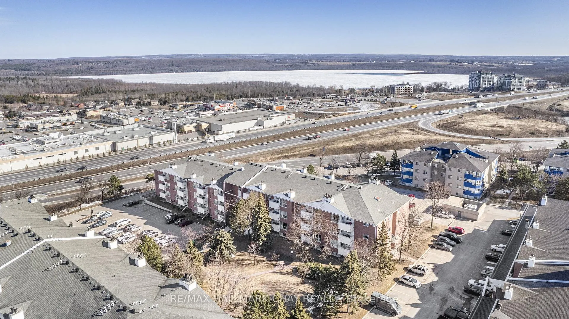 Photo 19 of Unit 316, 126 Bell Farm Road, Barrie, Alliance — HOMEH