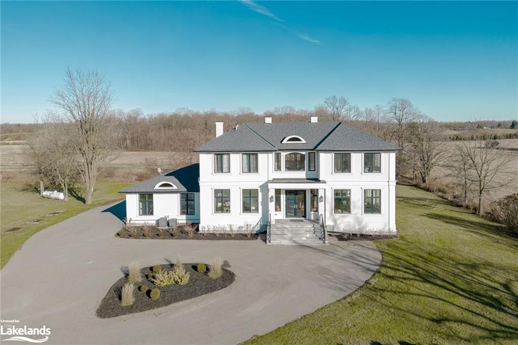 Front of 4507 Wellington Rd 32