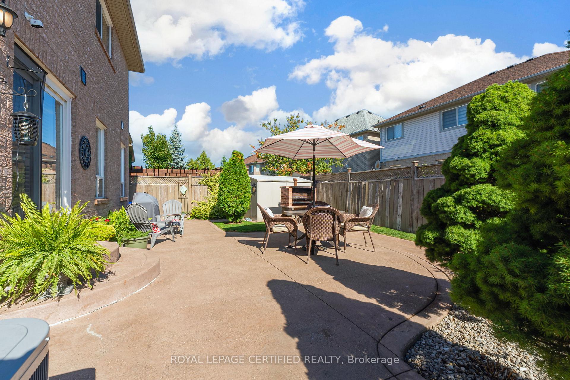 Photo 28 of 43 Heatherdale Drive, Brampton, Fletcher's Meadow — HOMEH