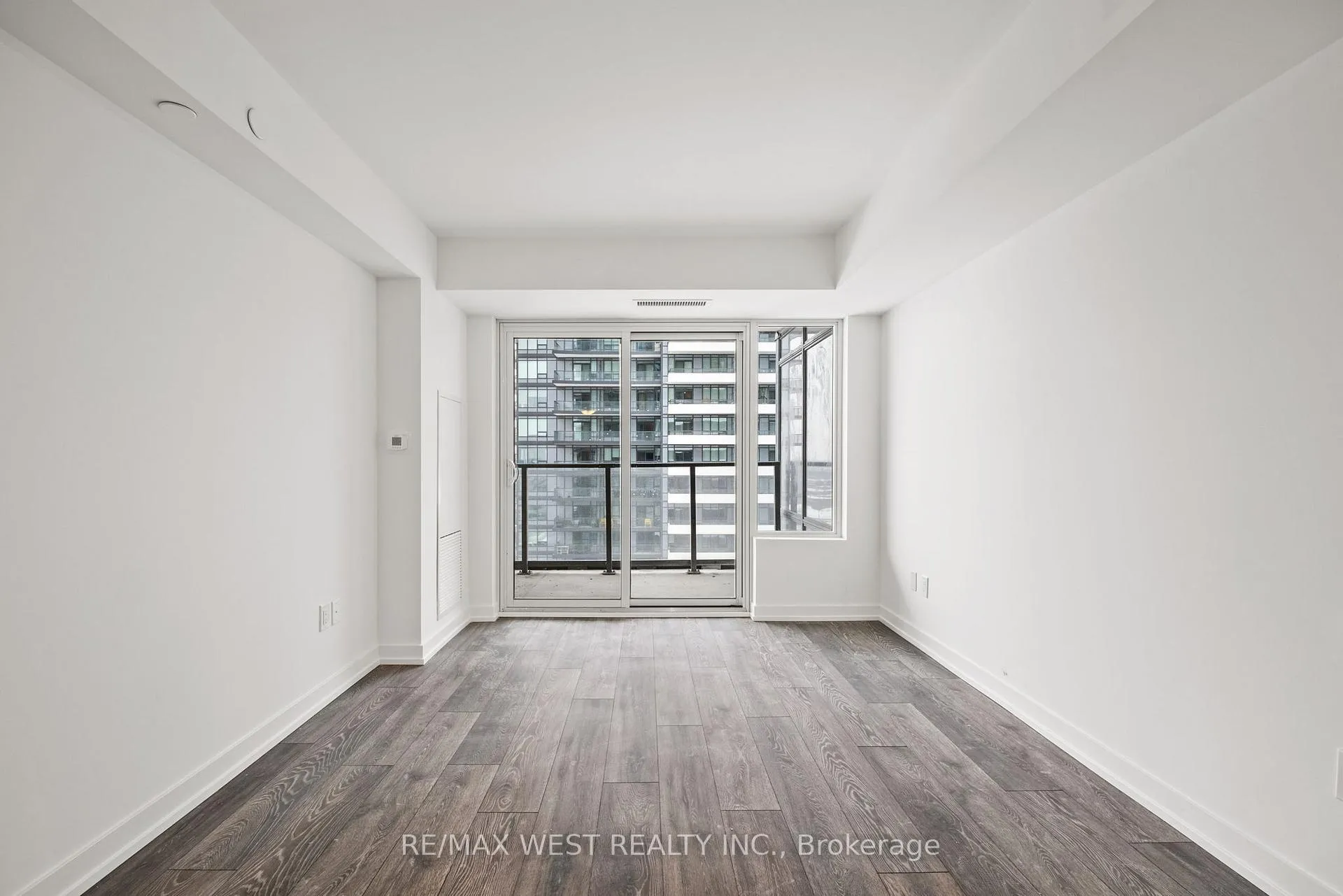 Photo 9 of Unit 2107, 1435 Celebration Drive, Pickering, Bay Ridges — HOMEH