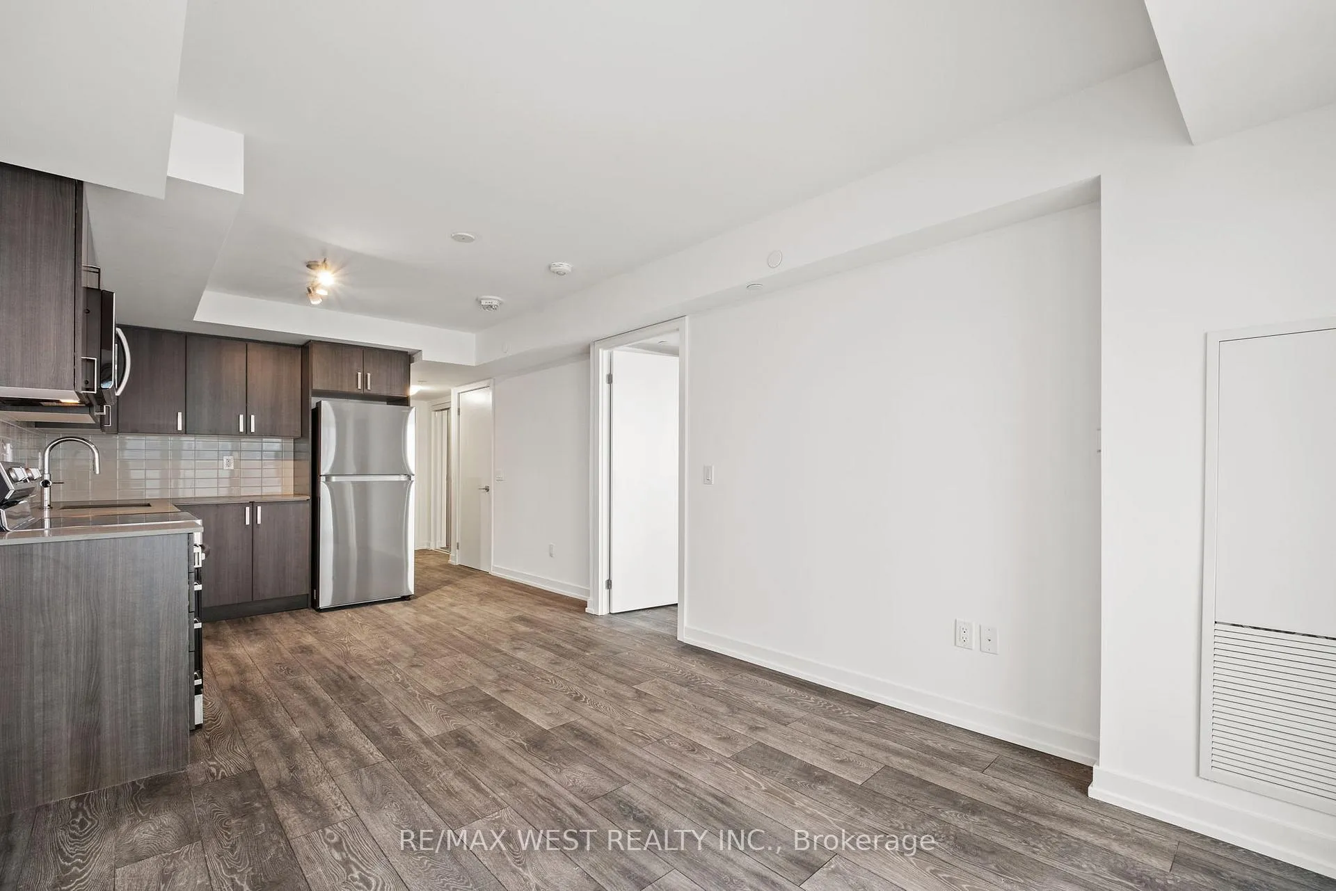 Photo 12 of Unit 2107, 1435 Celebration Drive, Pickering, Bay Ridges — HOMEH