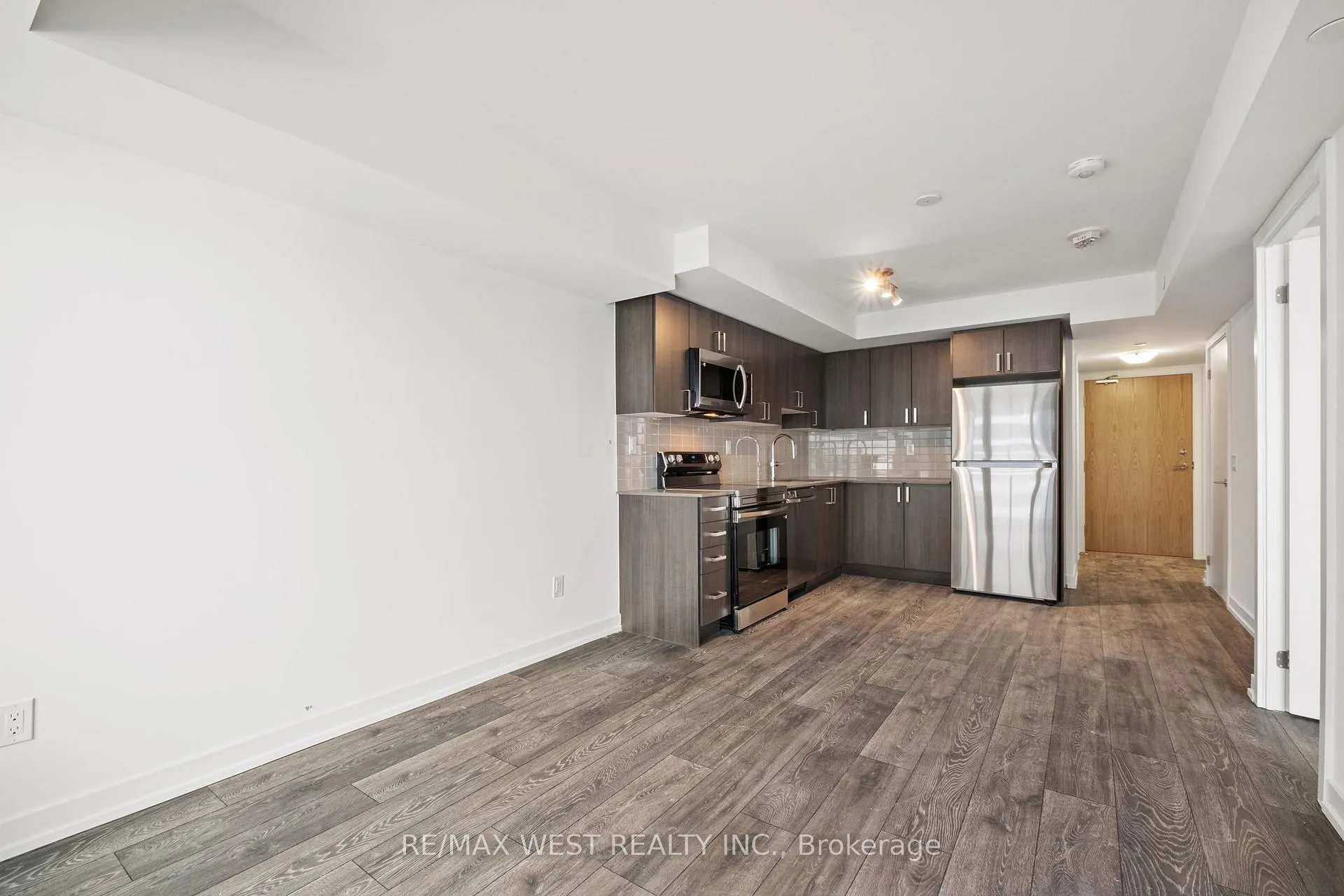 Photo 13 of Unit 2107, 1435 Celebration Drive, Pickering, Bay Ridges — HOMEH