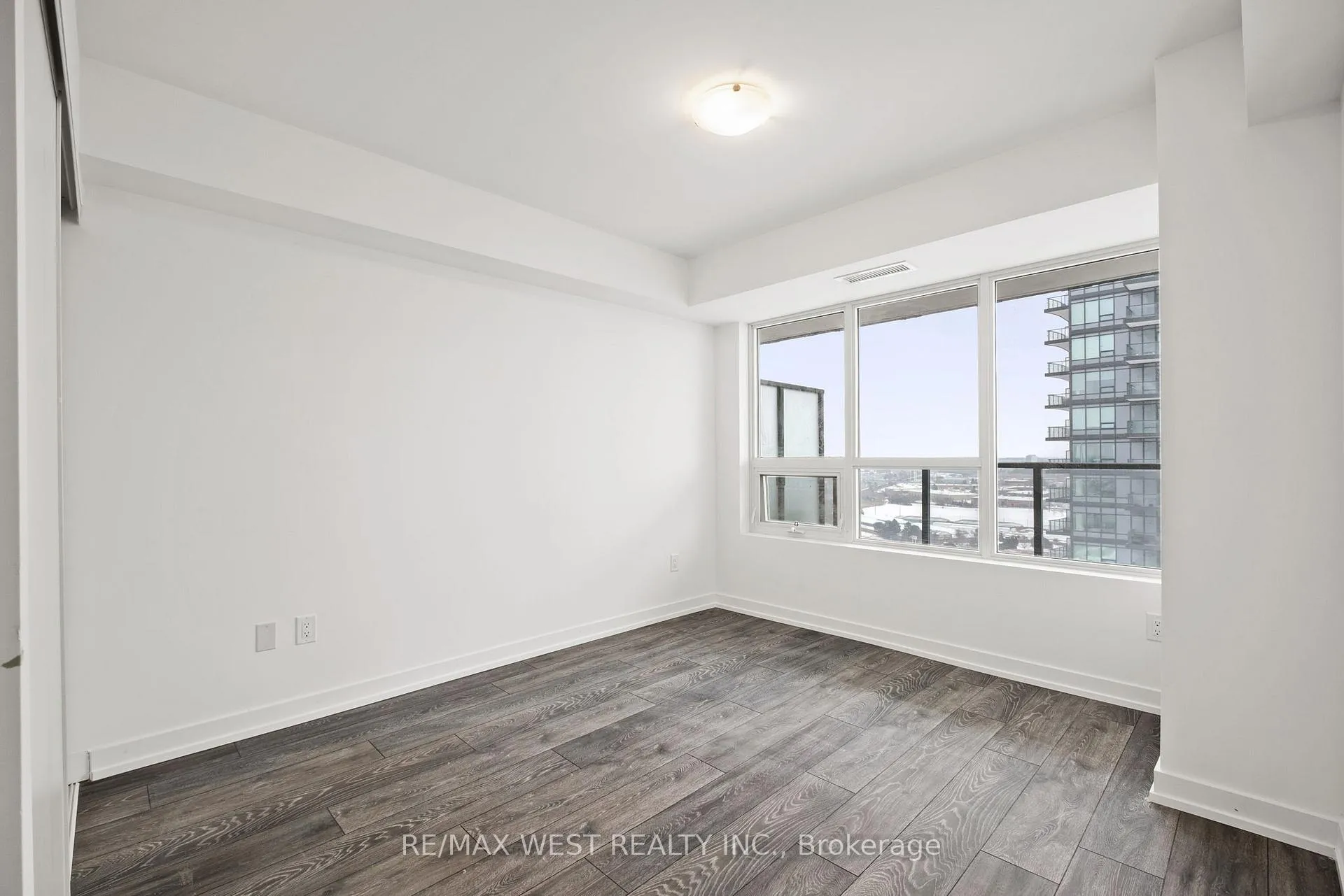Photo 15 of Unit 2107, 1435 Celebration Drive, Pickering, Bay Ridges — HOMEH