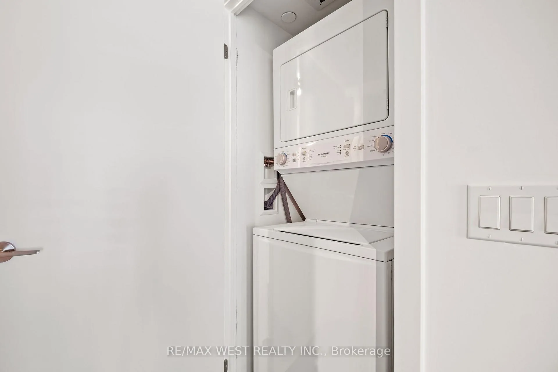 Photo 17 of Unit 2107, 1435 Celebration Drive, Pickering, Bay Ridges — HOMEH