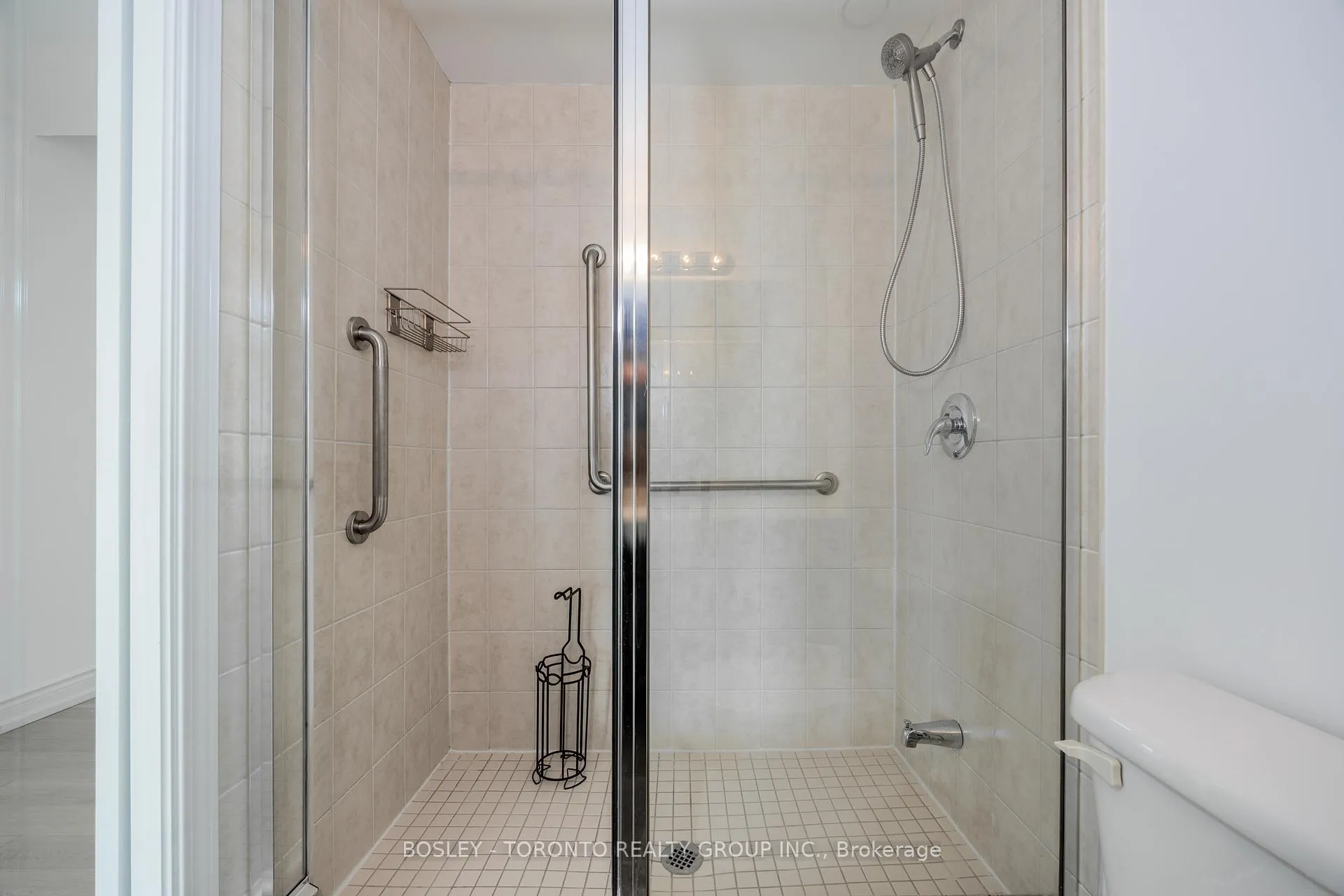 Photo 3 of Unit 610, 650 Mount Pleasant Road, Toronto, Mount Pleasant West — HOMEH