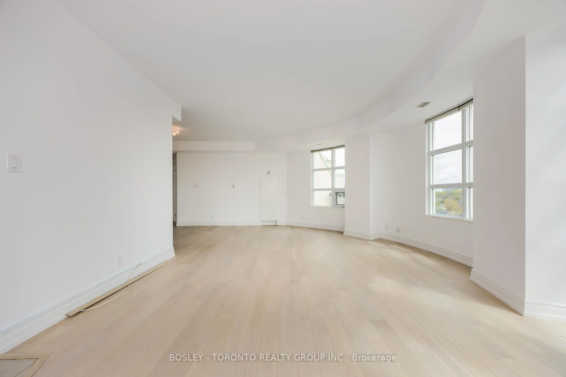 Photo 13 of Unit 610, 650 Mount Pleasant Road, Toronto, Mount Pleasant West — HOMEH