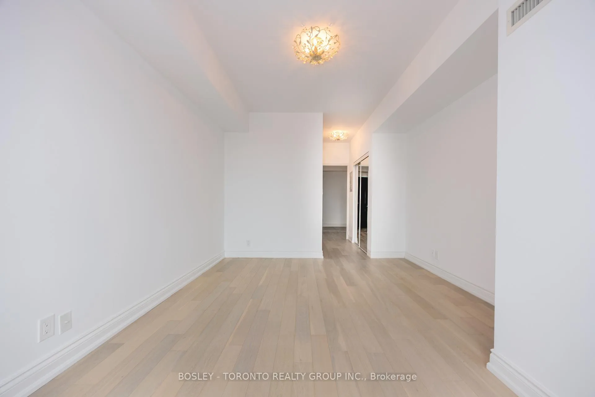 Photo 23 of Unit 610, 650 Mount Pleasant Road, Toronto, Mount Pleasant West — HOMEH
