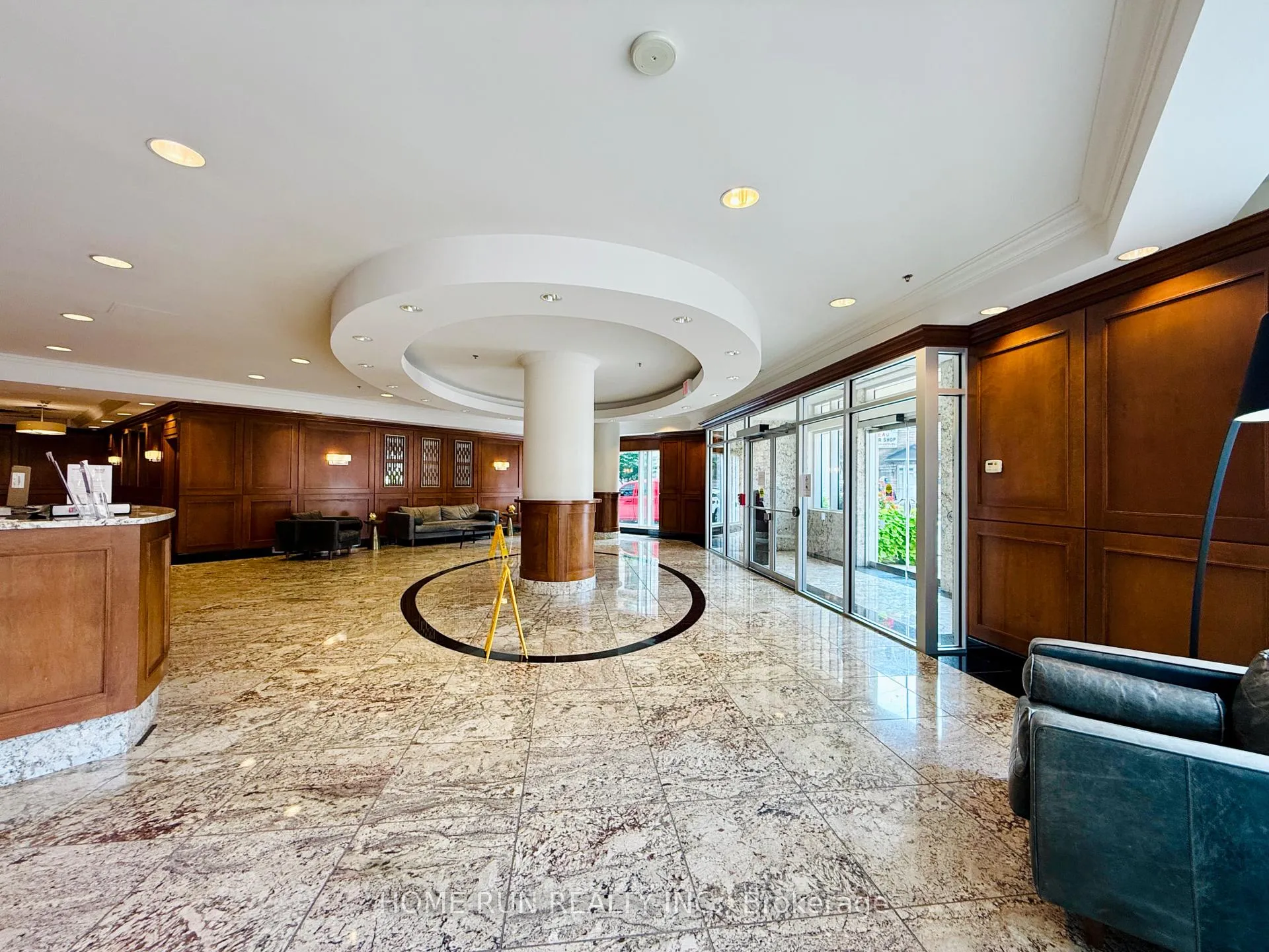 Photo 6 of Unit 2201, 195 Besserer Street, Ottawa, Sandy Hill — HOMEH