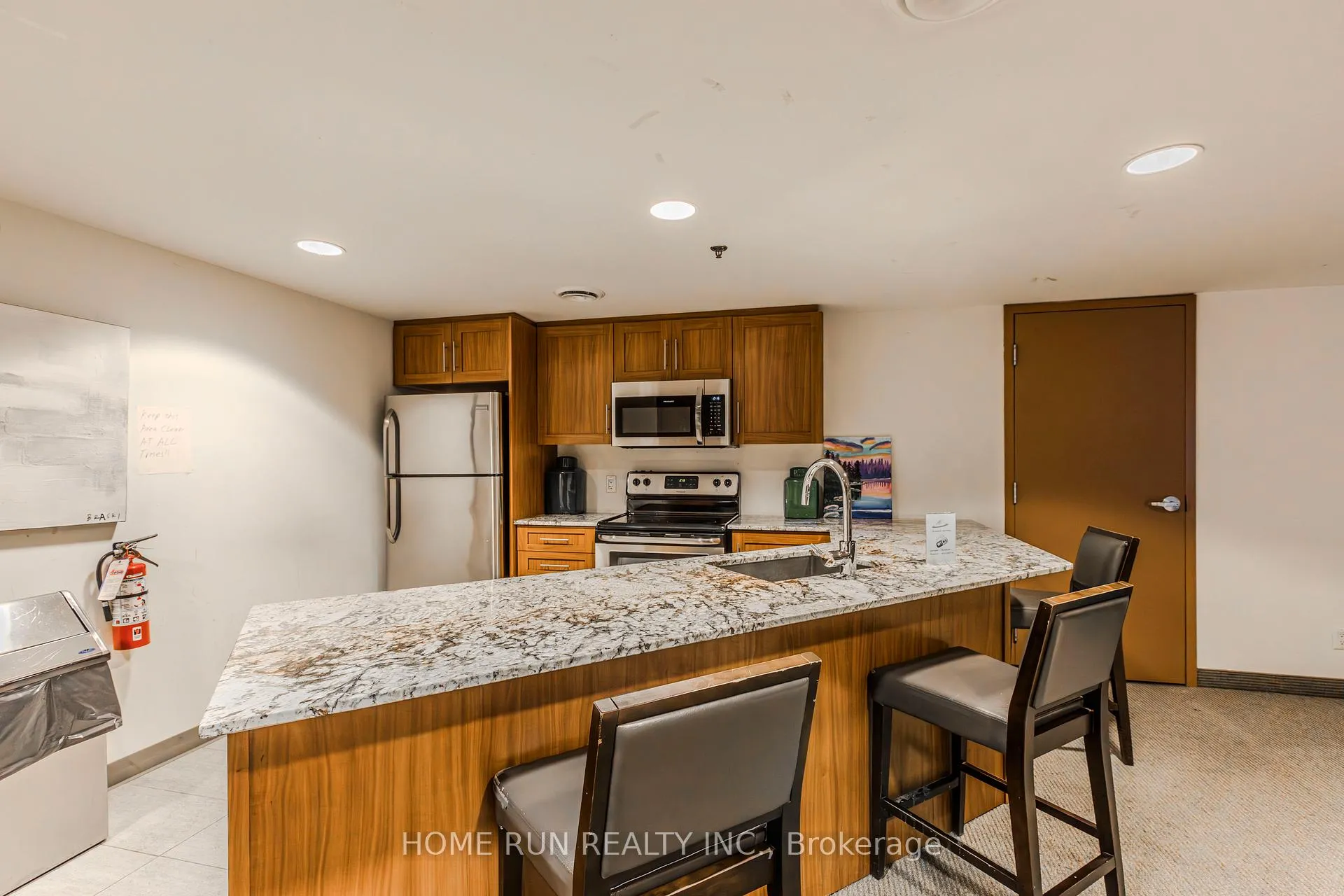 Photo 33 of Unit 2201, 195 Besserer Street, Ottawa, Sandy Hill — HOMEH