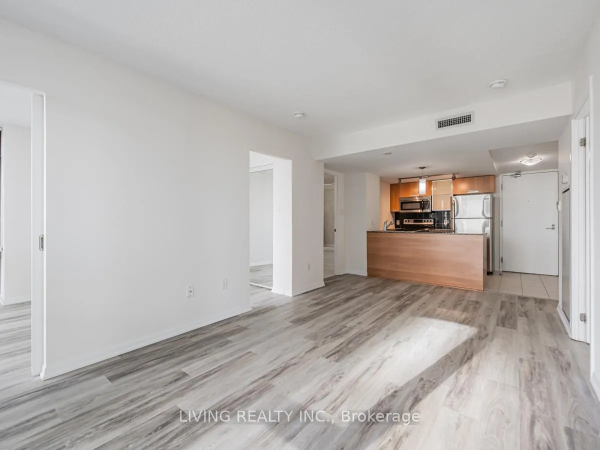 Photo 10 of Unit 1809, 38 Grenville Street, Toronto, Bay Street Corridor — HOMEH